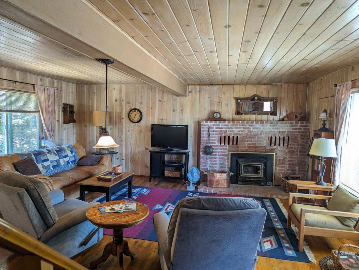 The Moores Cabin Miramonte Екстериор снимка